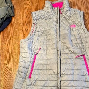 The North Face Women's Gray Quilted Vest